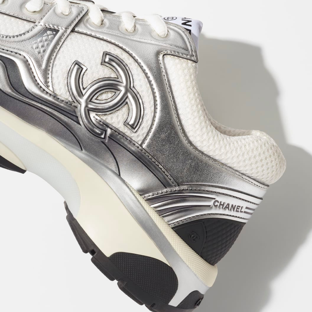 Chanel CC Runner Mettalic Ma boutique