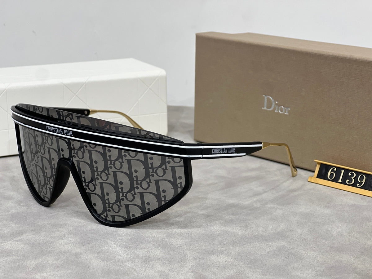 Lunettes de soleil — image 1