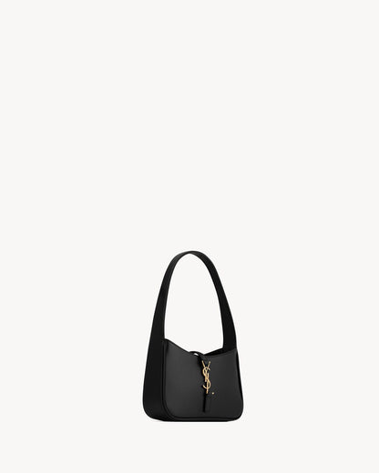 LE 5 À 7 MINI EN CUIR LISSE — vue 5