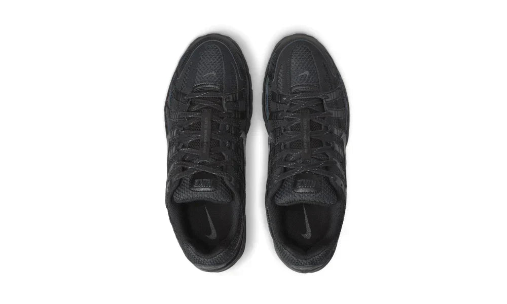 Nike P6000 Triple Black — image du produit