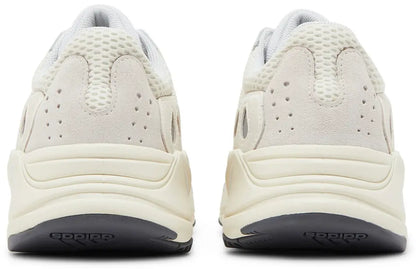 Yeezy Boost 700 Analog - image 4