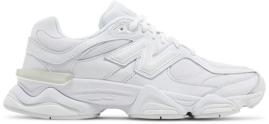 Chaussures New Balance 9060 Triple White – Luxery Shop