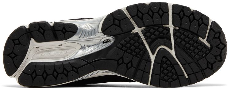 Chaussures New Balance 1906R Black White – Luxery Shop