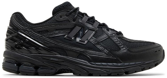 Chaussures New Balance 1906U Triple Black – Luxery Shop