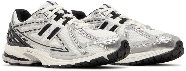 Chaussures New Balance 1906R Silver Metallic Black – Luxery Shop