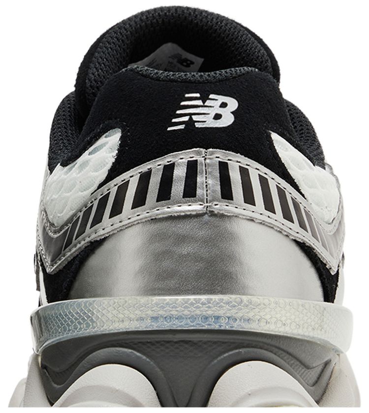 Chaussures New Balance 9060 Metallic – Luxery Shop