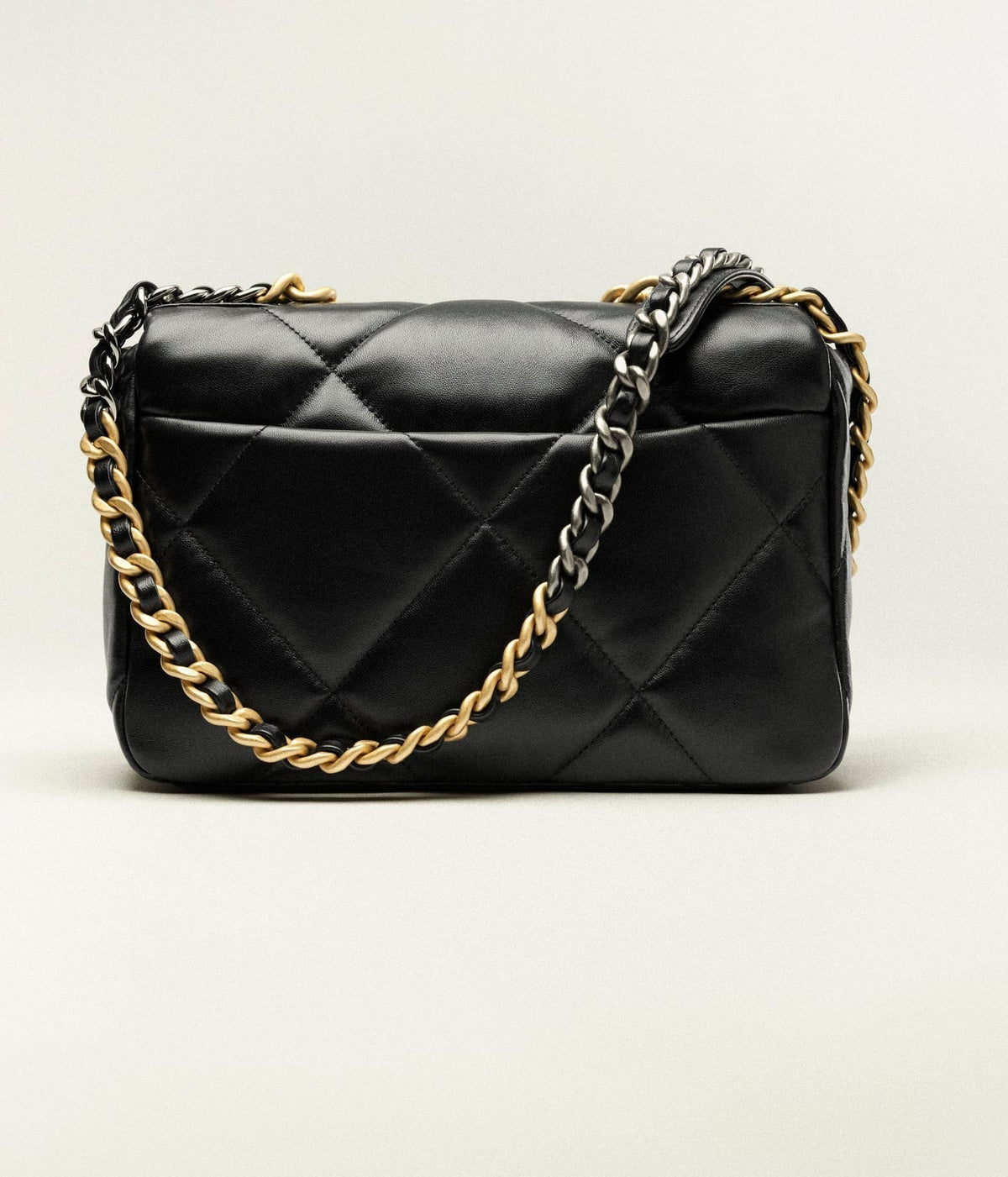 SAC CHANEL 19 — image 3