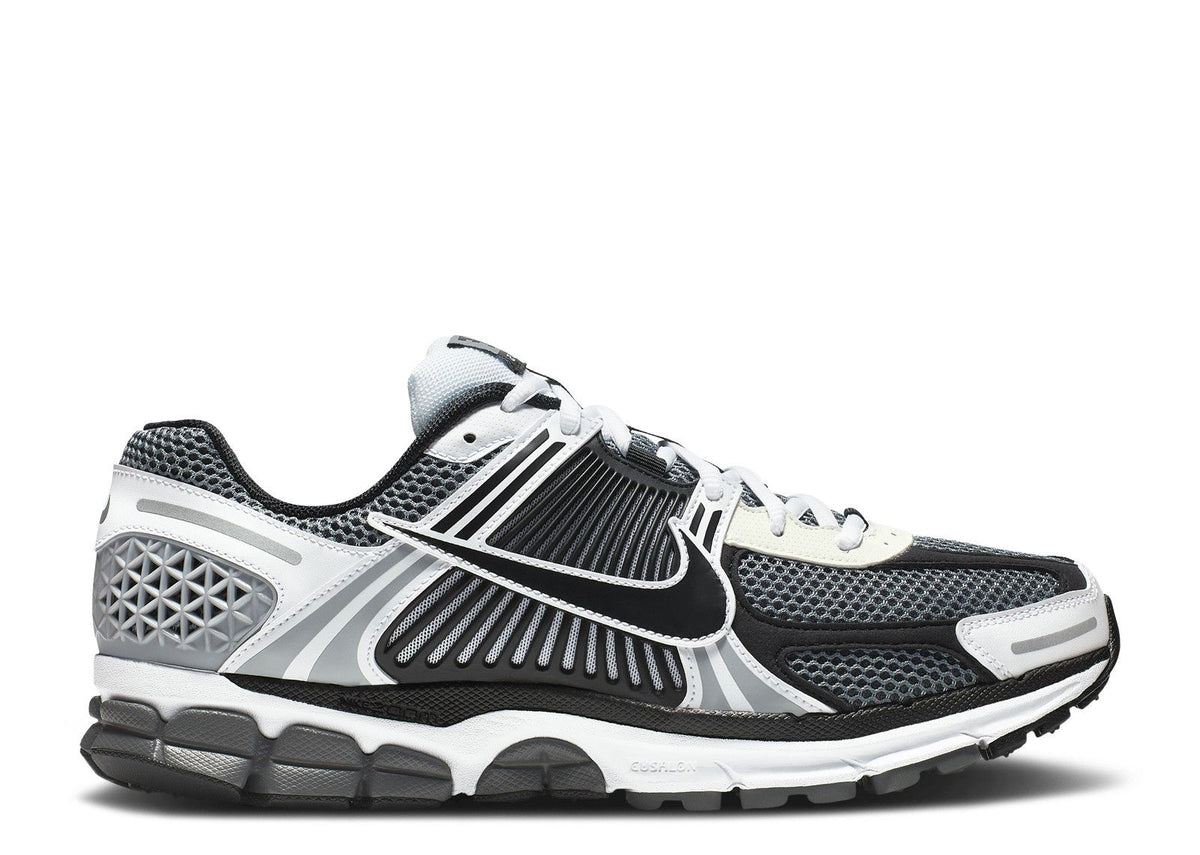 Nike Zoom Vomero 5 SE SP Dark Grey — image du produit