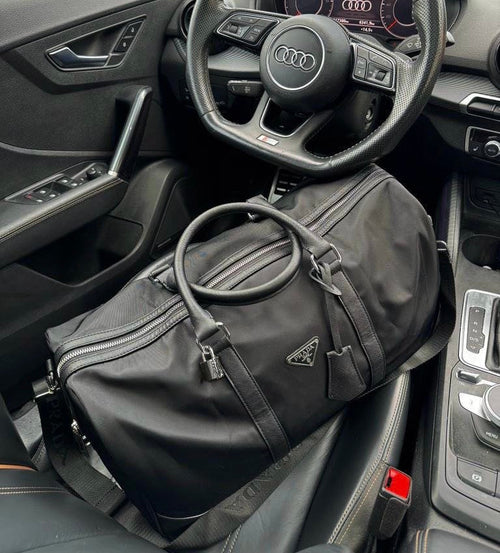 Sac de voyage Prada — image 1
