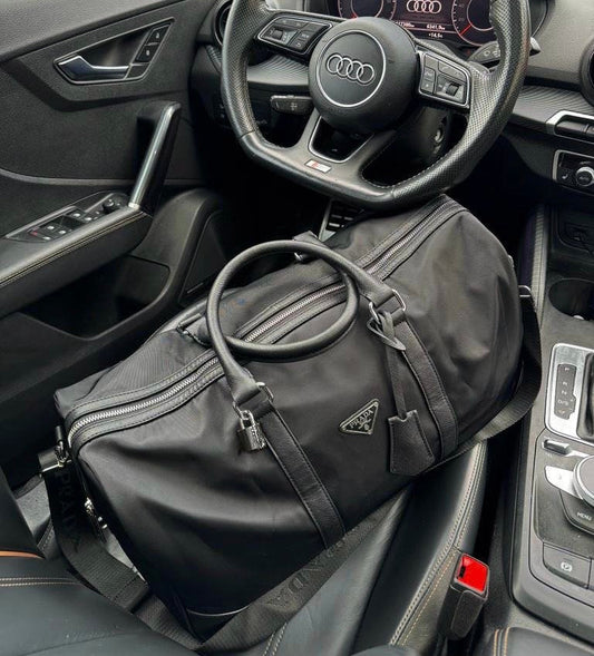 Sac de voyage Prada — image 1
