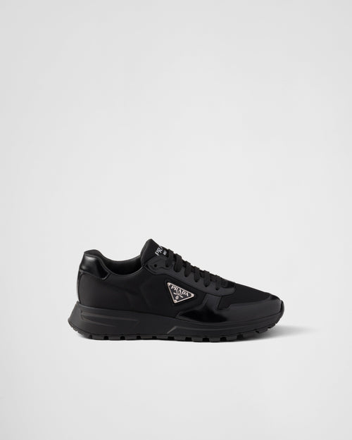 Basket Prada Noir en cuir brossé - basket Prada