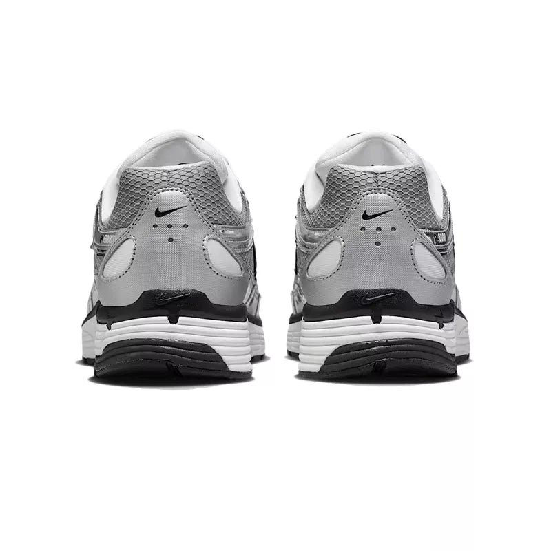 Nike P6000 Metallic Silver — image du produit