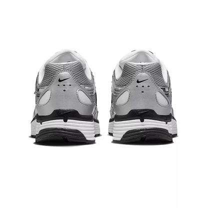 Nike P6000 Metallic Silver — image du produit