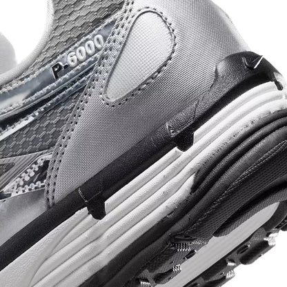 Nike P6000 Metallic Silver — image du produit