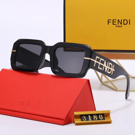 Lunettes de soleil — image 1