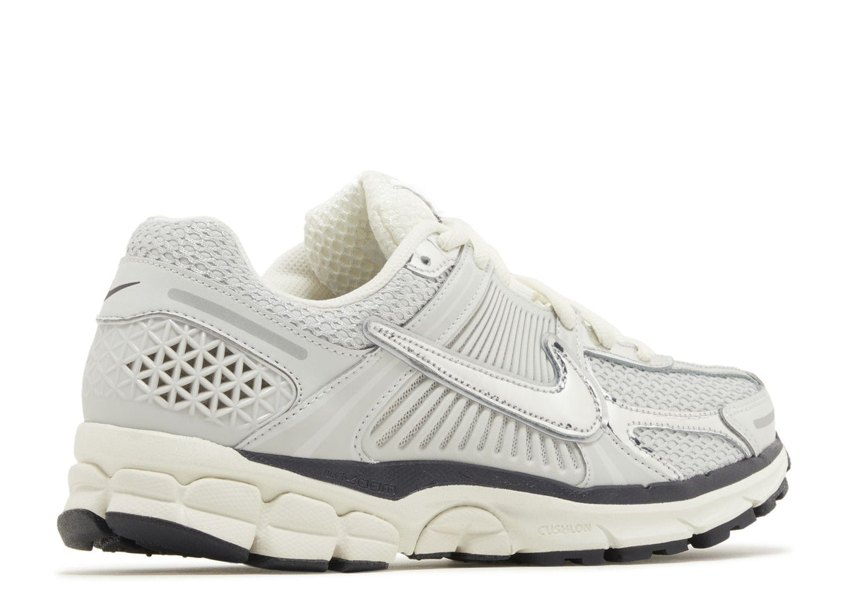 Nike Zoom Vomero 5 Chrome — image du produit