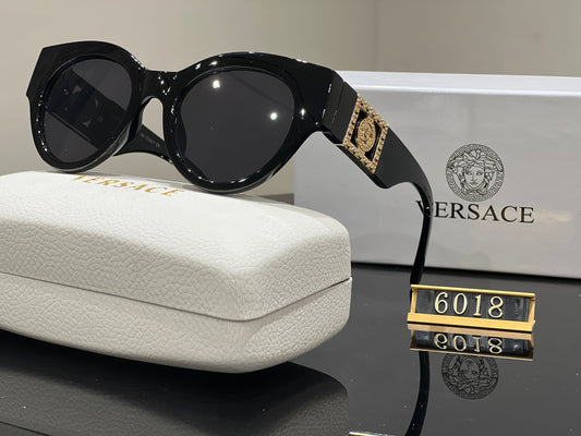 Lunettes de soleil — image 1