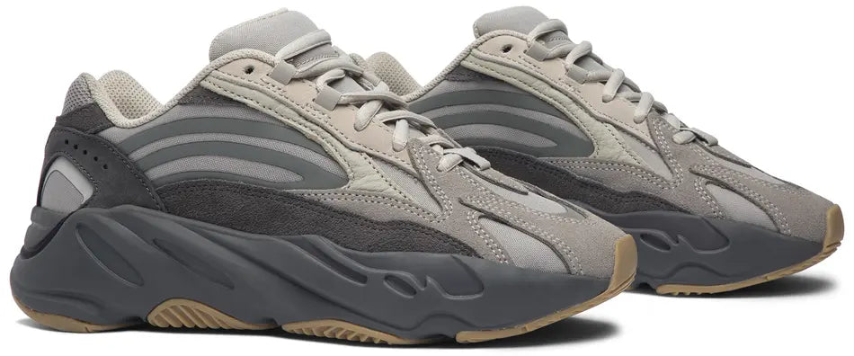 Yeezy Boost 700 V2 Wave Runner Tephra - image 5