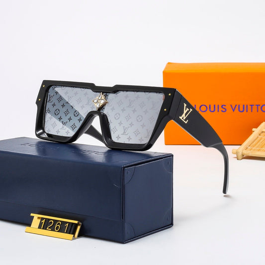 Lunettes de soleil — image 1