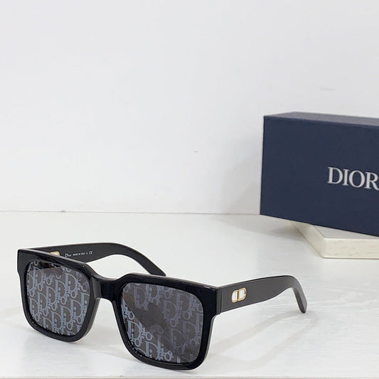 Lunettes de soleil — image 1