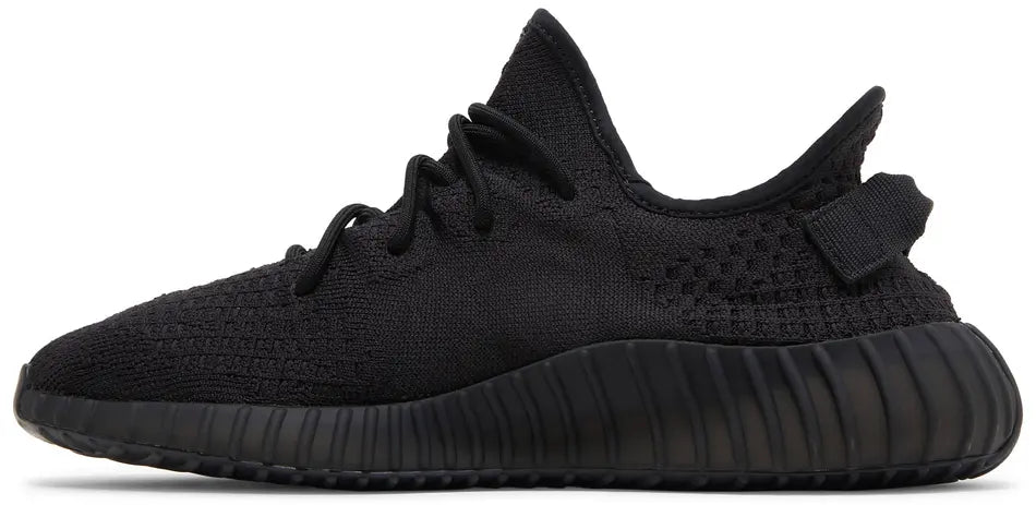 Yeezy Boost 350 V2 Noir - image 2
