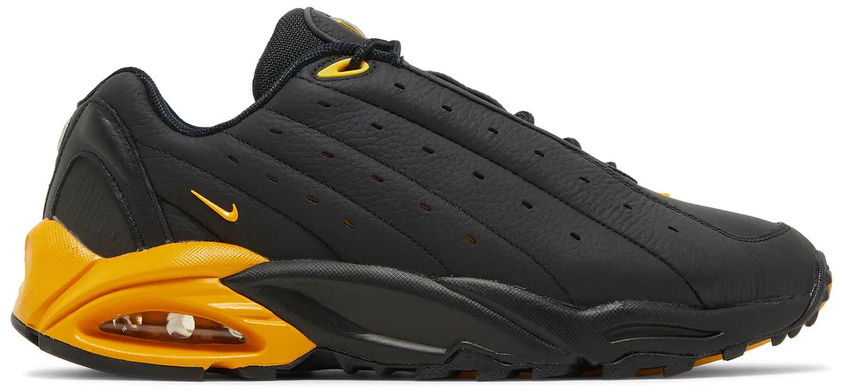 Nike x Nocta Hot Step Air Terra Black University Gold — image du produit