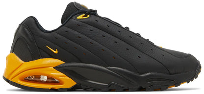 Nike x Nocta Hot Step Air Terra Black University Gold — image du produit