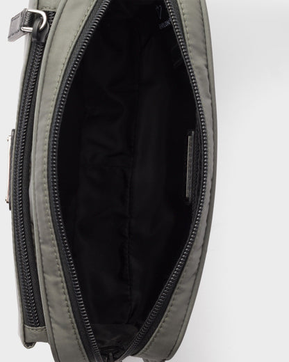 Sac banane en Re-Nylon et cuir Saffiano Prada — image 4