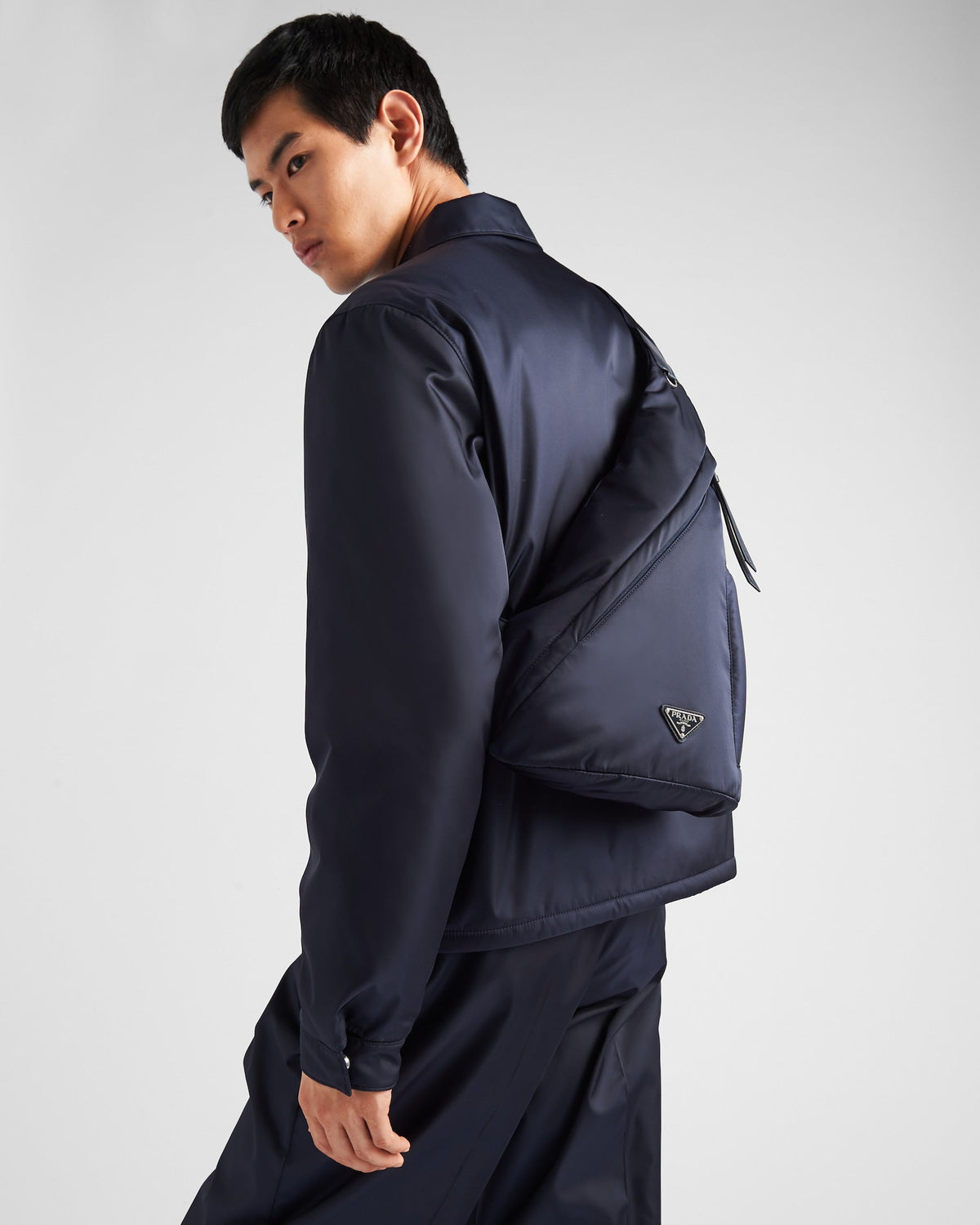 Sac à dos en Re-Nylon et cuir Prada — image 7