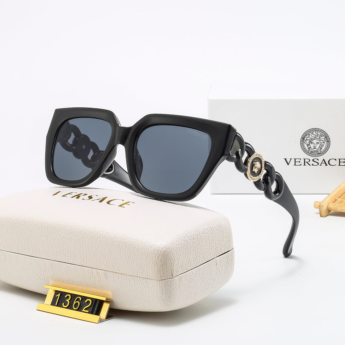 Lunettes de soleil — image 1