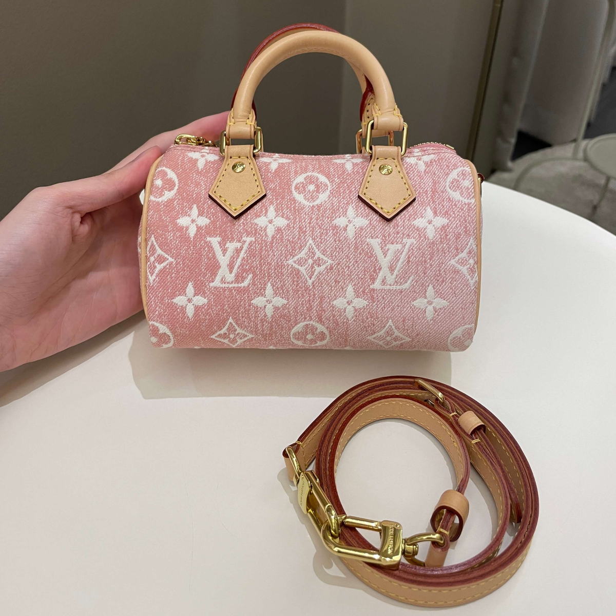 Sac Louis Vuitton Nano Speedy Rose — vue 3