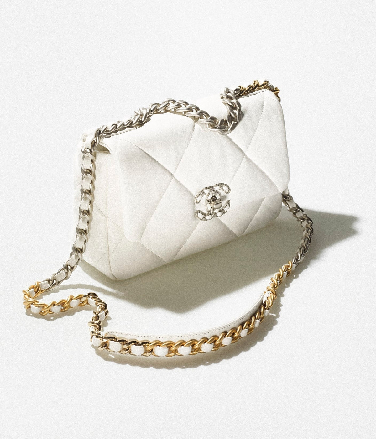 SAC CHANEL 19 — image 1