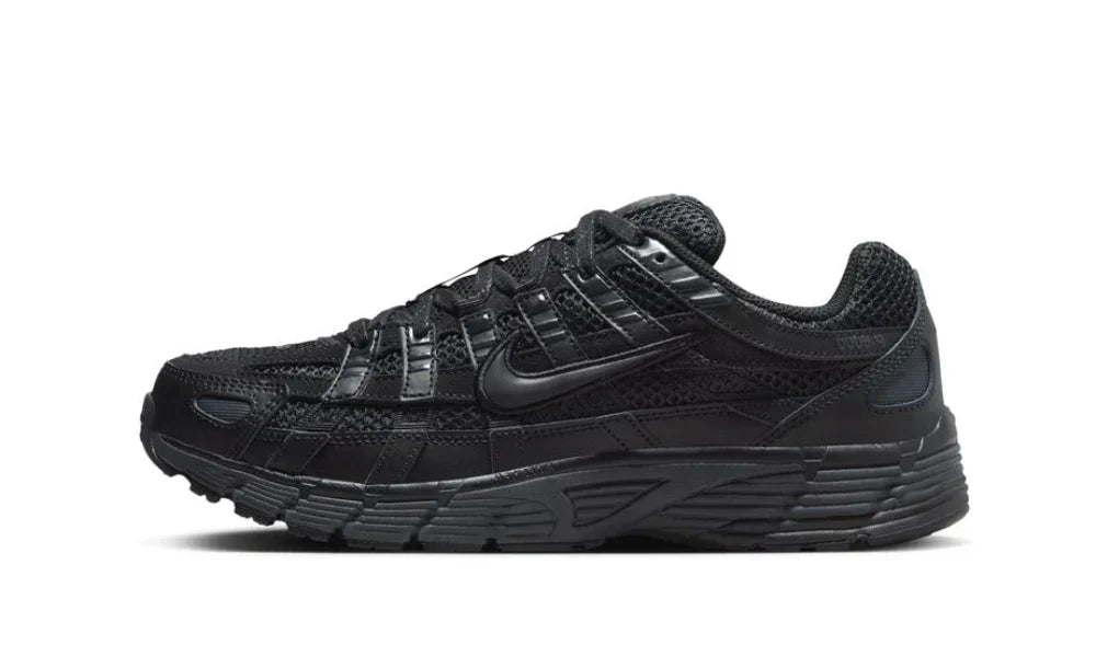 Nike P6000 Triple Black — image du produit