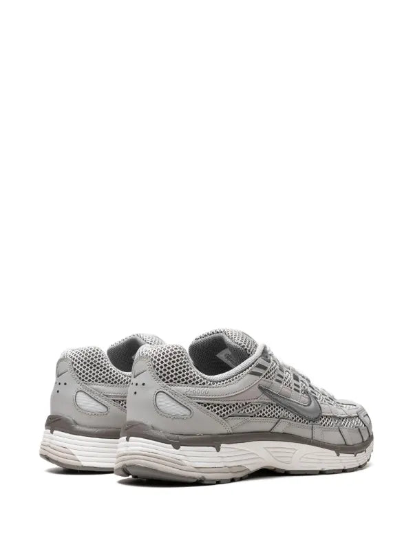Nike P6000 Beige/Gris — image du produit