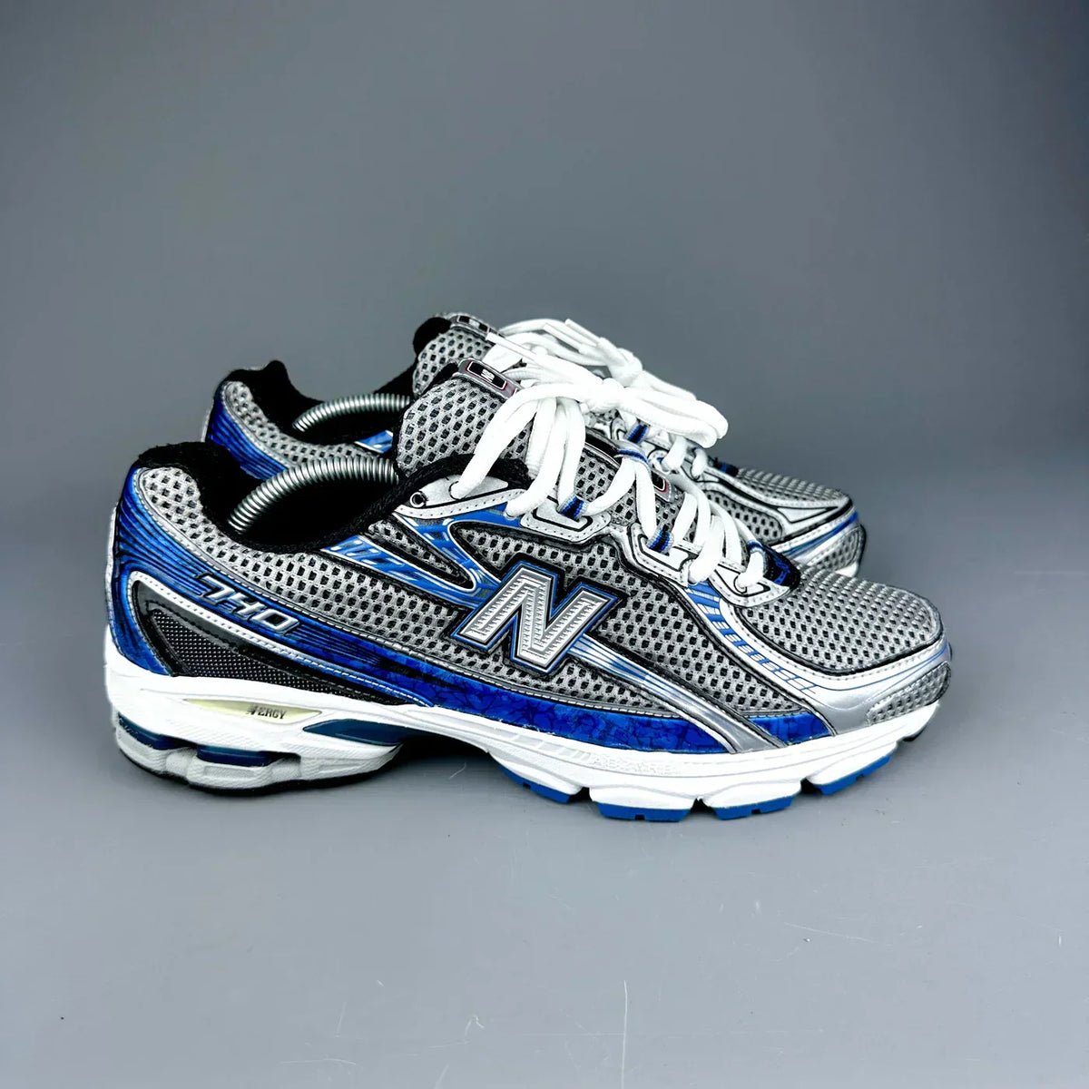 Chaussures New Balance 740 bleu métale – Luxery Shop