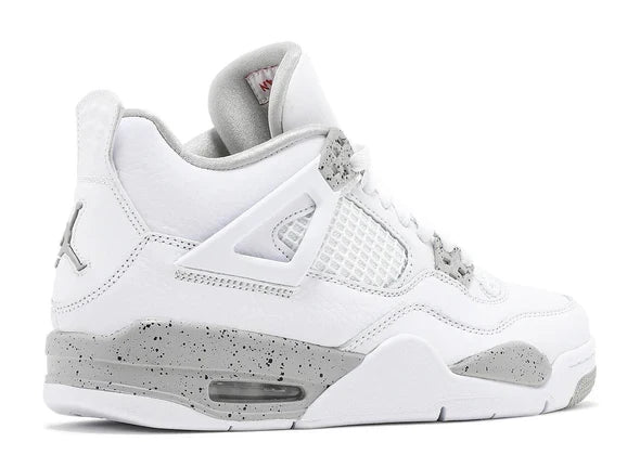 Jordan 4 Retro 'Oreo' Luxery Shop