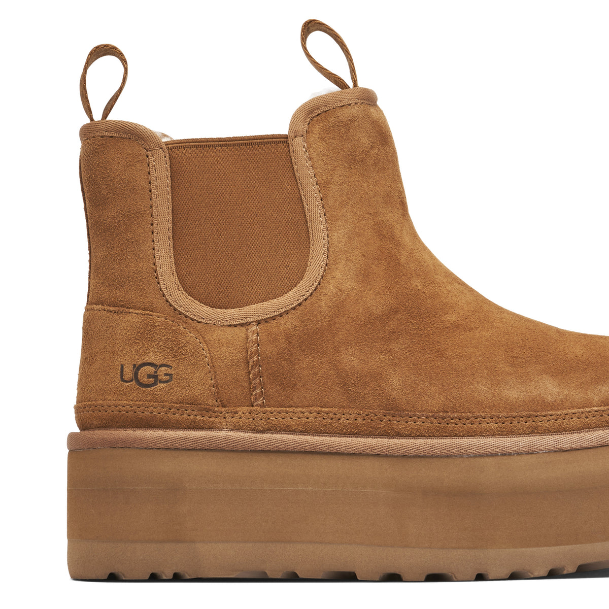 UGG - Neumel Platform Chelsea Boot Chestnut