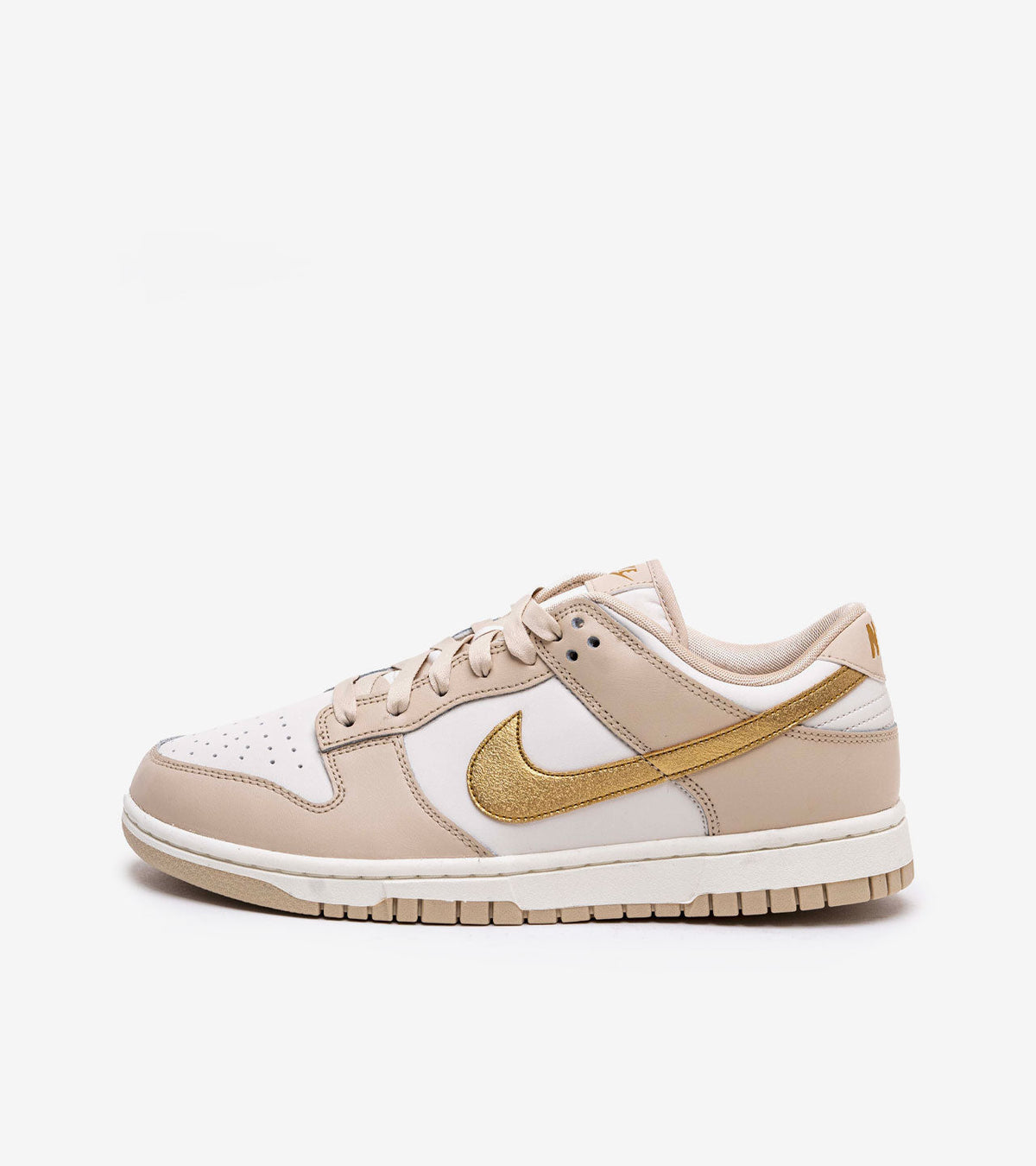 Nike Dunk Low Phantom Metallic Gold (W) — image du produit