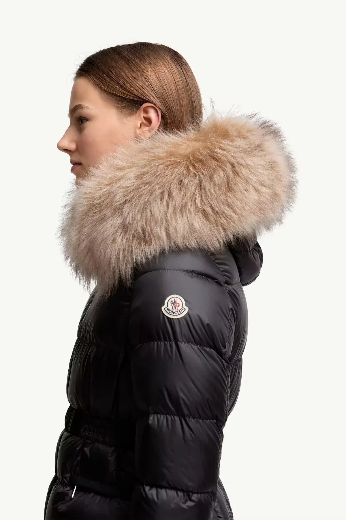 Doudoune courte à capuche bordée de shearling Boed – photo 3