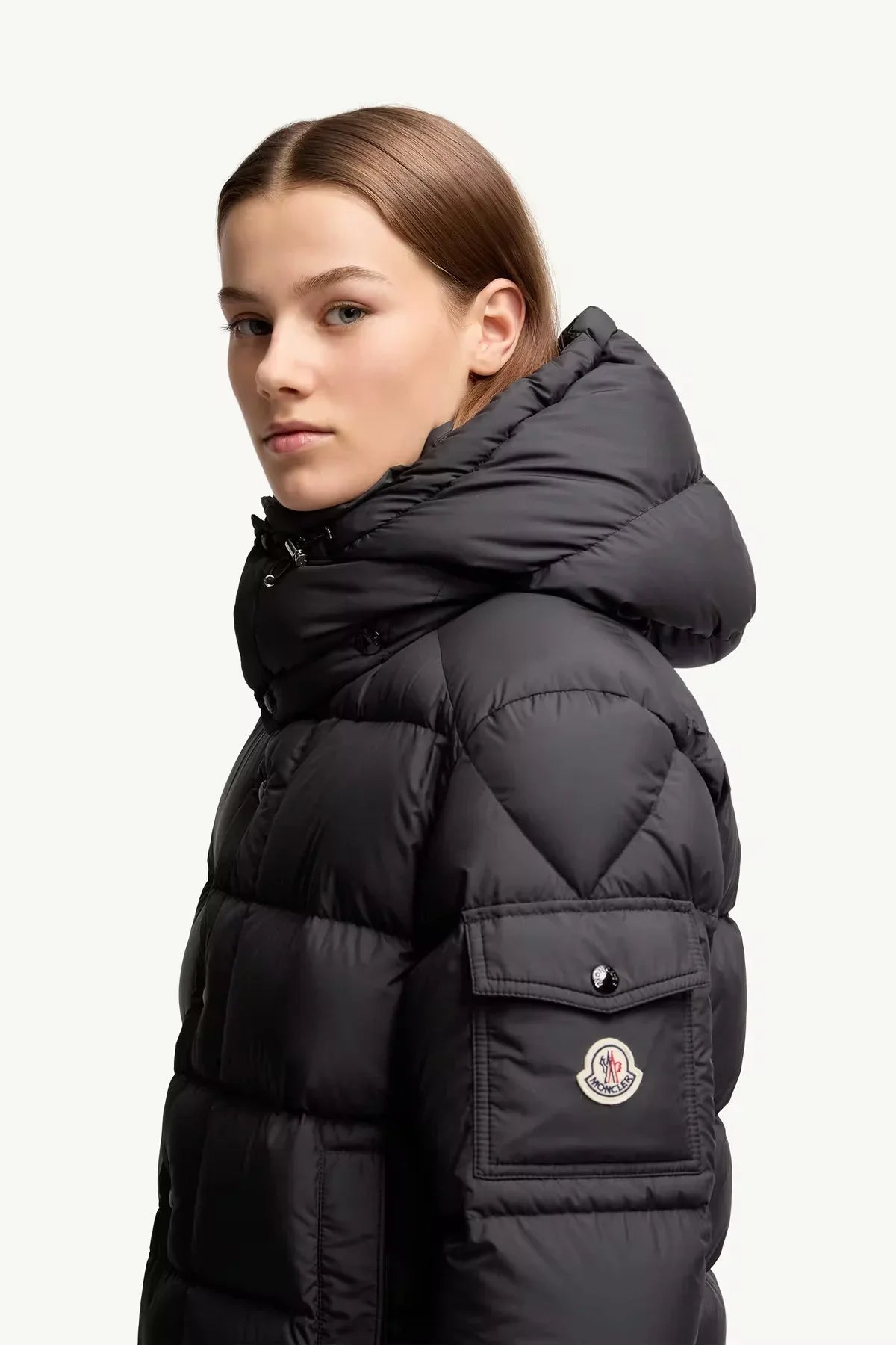 Doudoune courte à capuche Moncler Maya 70 – photo 3