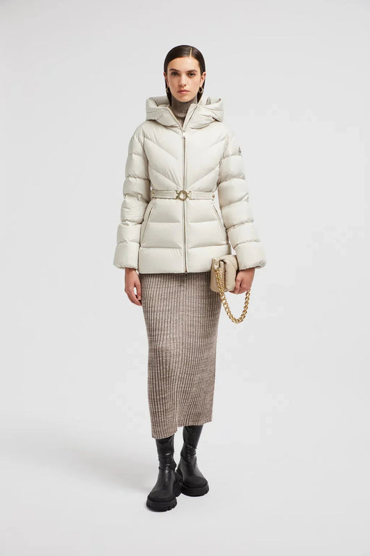 Doudoune courte Brosse à capuche et matelassage diagonal Moncler Blanc – photo 1