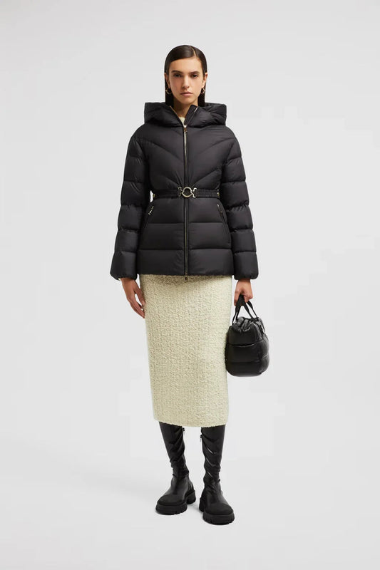 Doudoune courte Brosse à capuche et matelassage diagonal Moncler Noir – photo 1