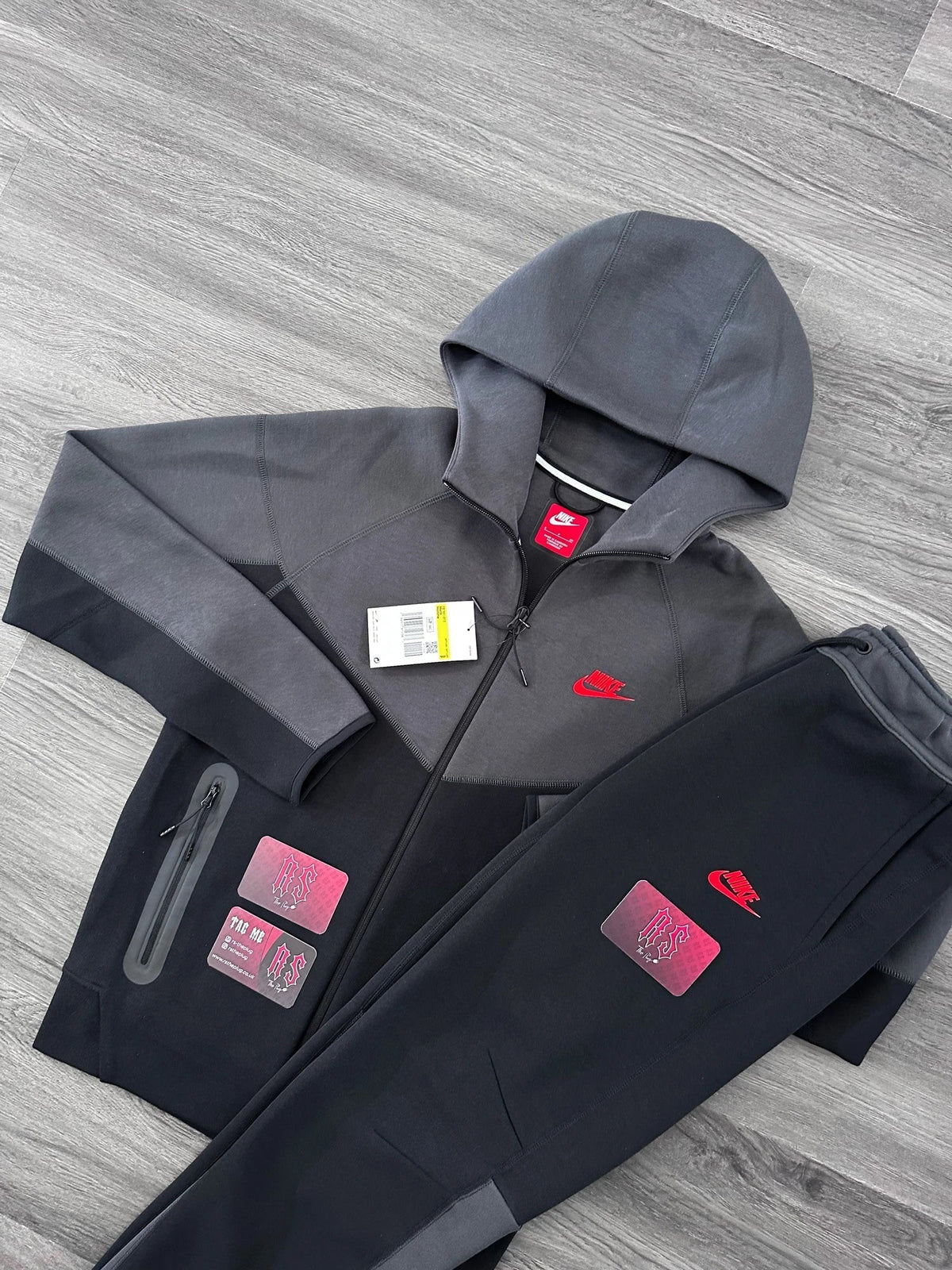 Nike Tech Fleece Tracksuit Black/Red S23 — image 2
