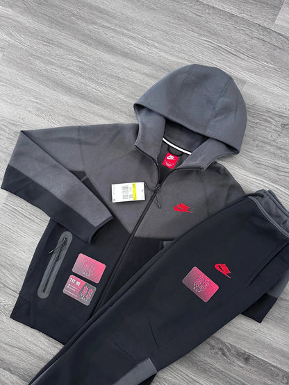 Nike Tech Fleece Tracksuit Black/Red S23 — image 2