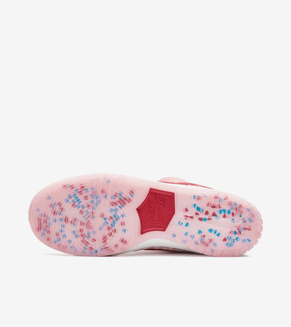 Nike SB Dunk Low StrangeLove Skateboards (Regular Box) — image du produit