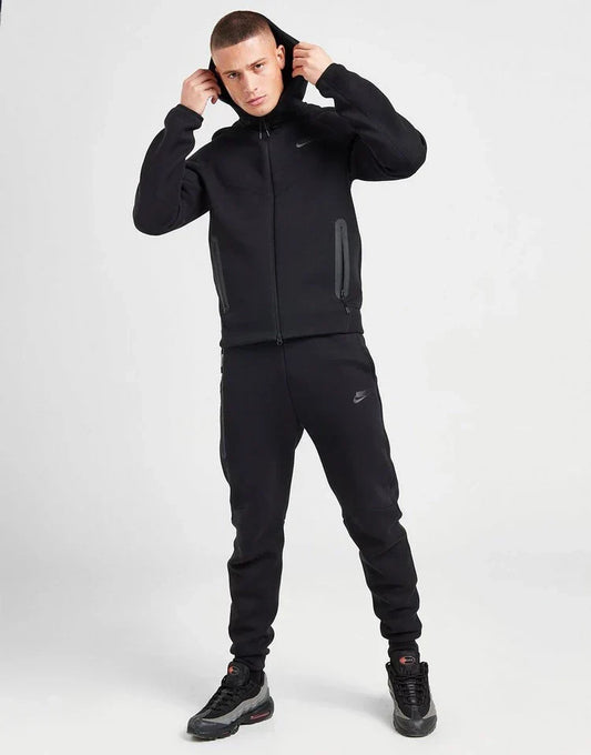 Nike Tech Fleece Tracksuit Black S23 — image 1