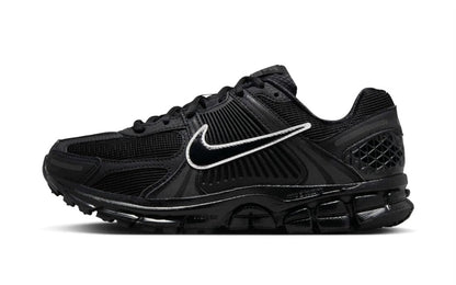Nike Zoom Vomero 5 Black Summit White — image du produit