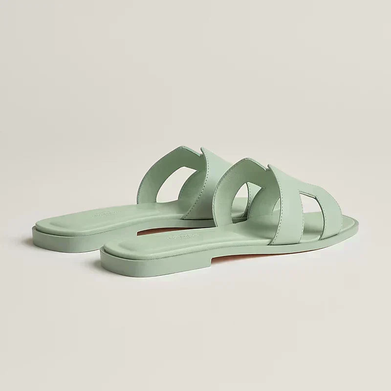 Hermes - Claquettes Vert d'eau — image 4
