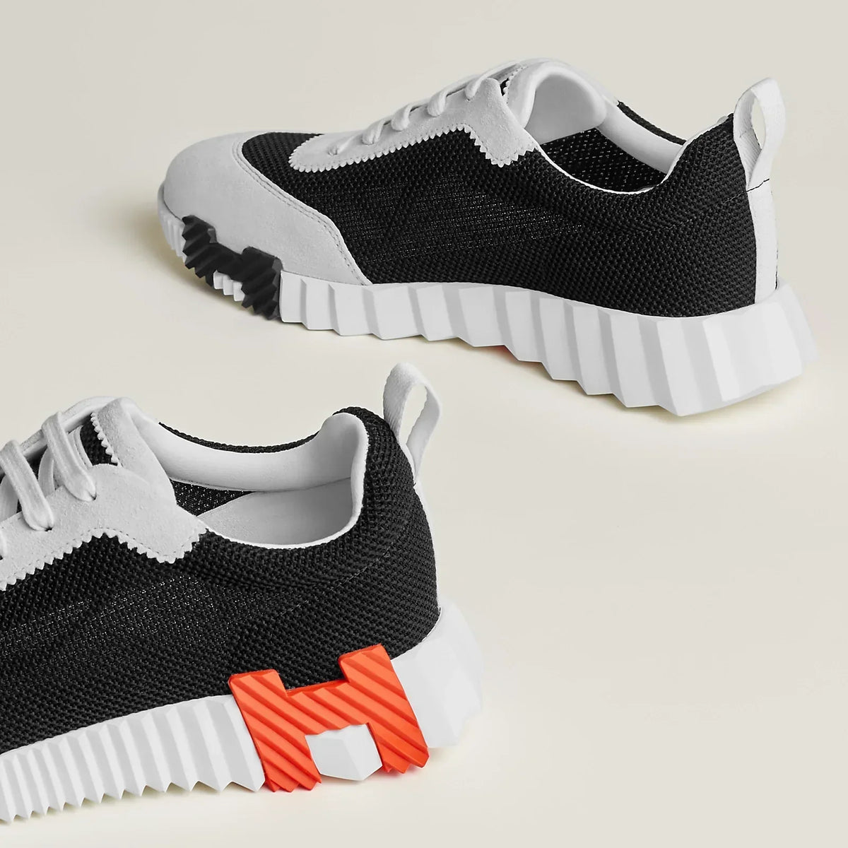Hermès Bouncing Cuir Noir et Blanc — image du produit